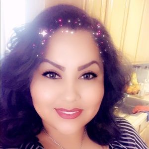 Meet your Posher, Karina